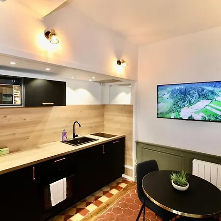 Les Bons Enfants - Vieux Marche 4p Wifi Apartment