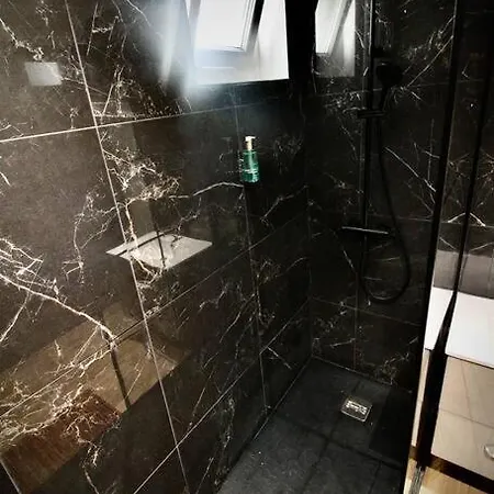 Apartment Les Bons Enfants - Vieux Marche 4p Wifi Rouen